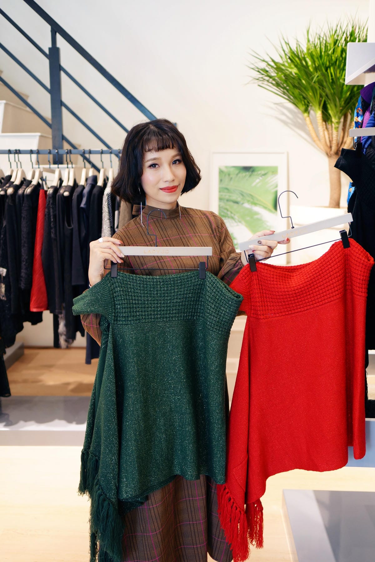 高雄服飾x咖啡 姊妹淘的專屬更衣間!LADYGO Boutique x Coffee 平價服飾咖啡複合概念店6A.JPG 高雄服飾x咖啡 姊妹淘的專屬更衣間!LADYGO Boutique x Coffee 平價服飾咖啡複合概念店6A.JPG