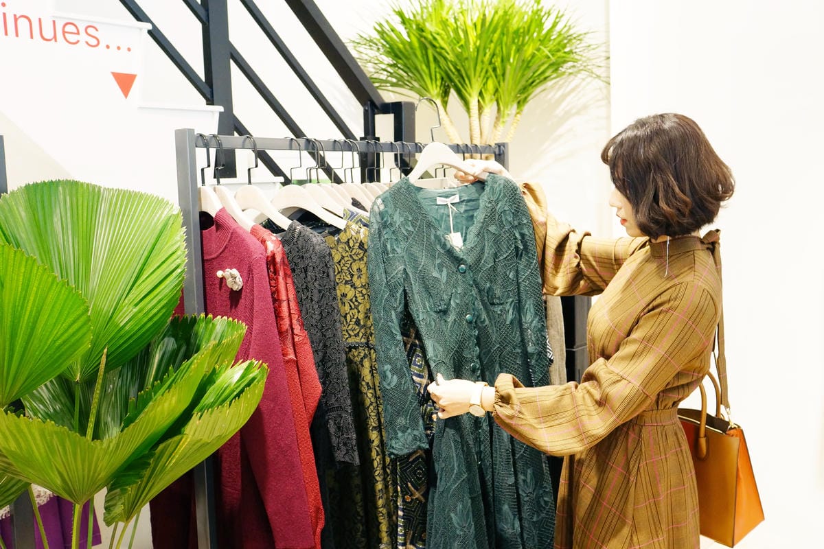 高雄服飾x咖啡 姊妹淘的專屬更衣間!LADYGO Boutique x Coffee 平價服飾咖啡複合概念店5.JPG 高雄服飾x咖啡 姊妹淘的專屬更衣間!LADYGO Boutique x Coffee 平價服飾咖啡複合概念店5.JPG