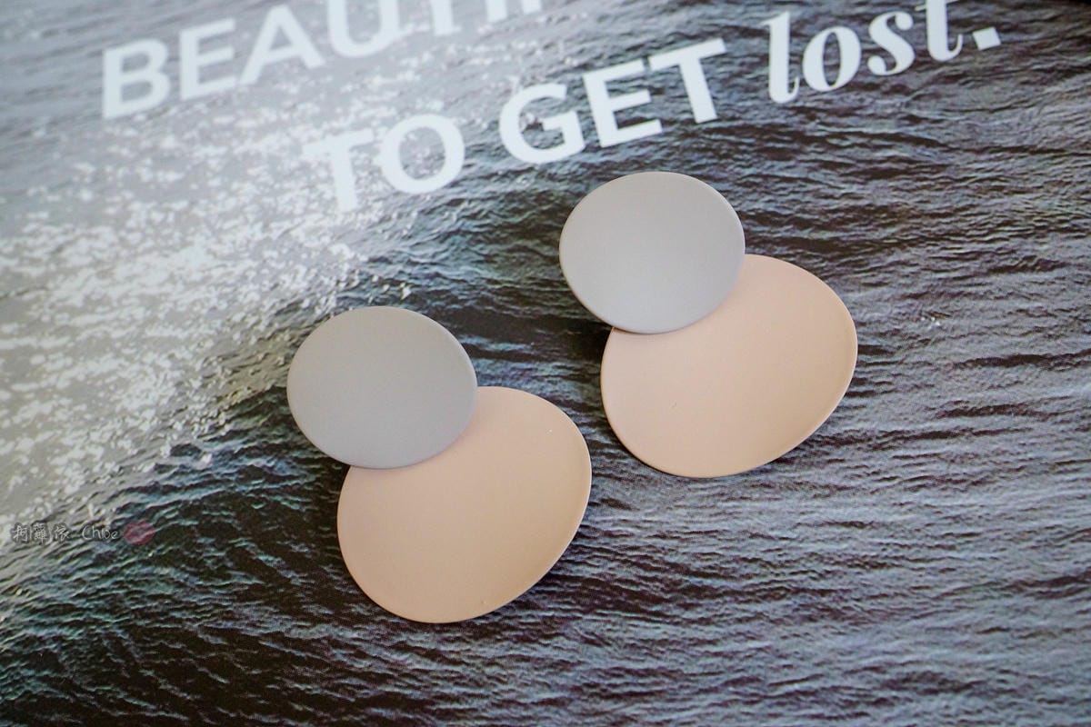 飾品穿搭 百元平價質感飾品J%26;J Accessory 讓穿搭更吸睛18.jpg 飾品穿搭 百元平價質感飾品J%26;J Accessory 讓穿搭更吸睛18.jpg