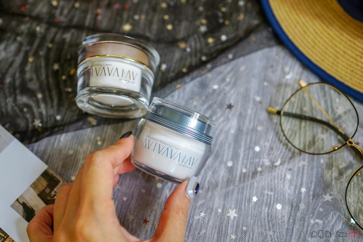 保養|AVIVA完美多元金量霜+ 口碑特優再升級!無油膩負擔感 日夜各一瓶AVIVA 多元乳霜&完美多元金量霜+5.jpg 保養|AVIVA完美多元金量霜+ 口碑特優再升級!無油膩負擔感 日夜各一瓶AVIVA 多元乳霜&完美多元金量霜+5.jpg