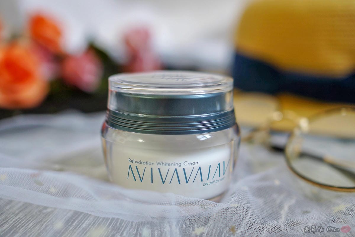 保養|AVIVA完美多元金量霜+ 口碑特優再升級!無油膩負擔感 日夜各一瓶AVIVA 多元乳霜&完美多元金量霜+6.jpg 保養|AVIVA完美多元金量霜+ 口碑特優再升級!無油膩負擔感 日夜各一瓶AVIVA 多元乳霜&完美多元金量霜+6.jpg