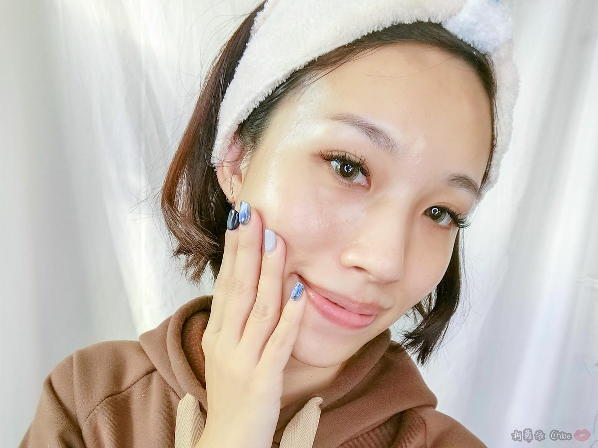 保養|AVIVA完美多元金量霜+ 口碑特優再升級!無油膩負擔感 日夜各一瓶AVIVA 多元乳霜&完美多元金量霜+11.jpg 保養|AVIVA完美多元金量霜+ 口碑特優再升級!無油膩負擔感 日夜各一瓶AVIVA 多元乳霜&完美多元金量霜+11.jpg