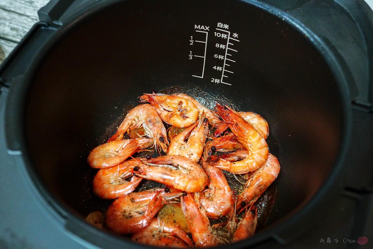 料理推薦 年菜有金小萬就搞定！飛利浦雙重脈衝智慧萬用鍋HD2195、廚神料理機HR776251.jpg