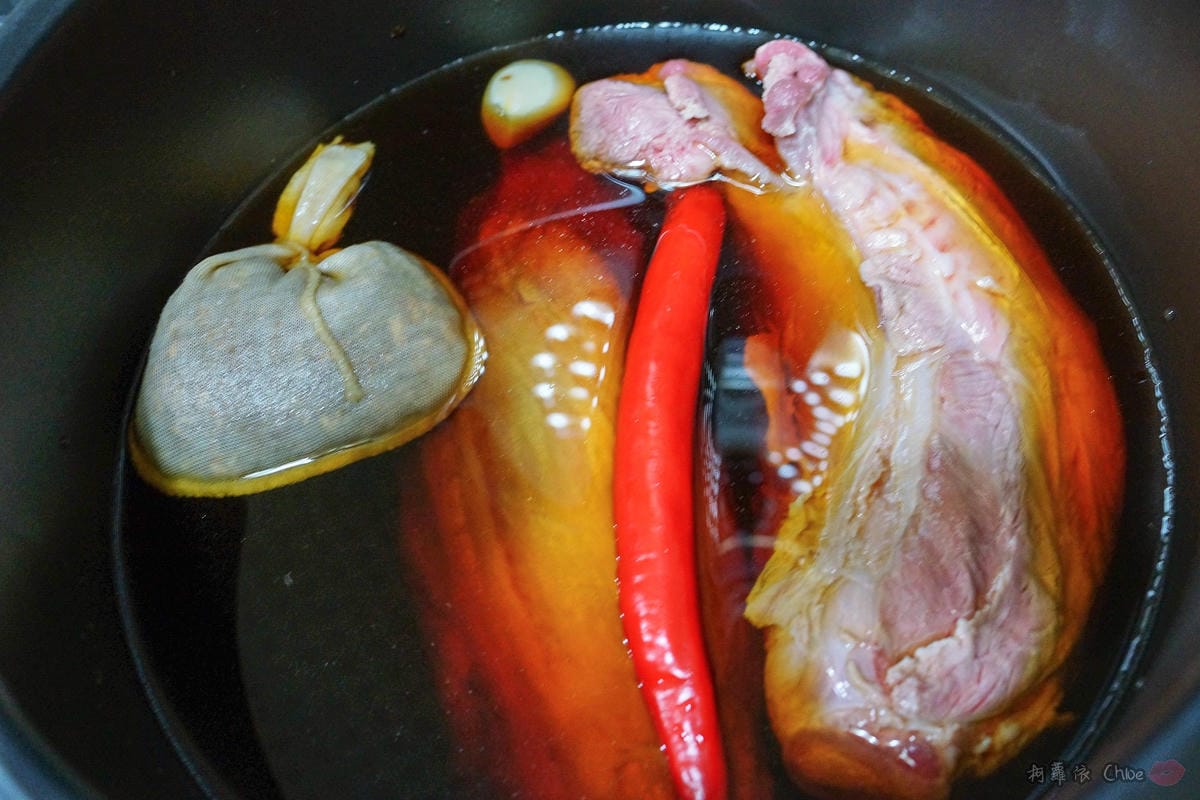 料理推薦 年菜有金小萬就搞定！飛利浦雙重脈衝智慧萬用鍋HD2195、廚神料理機HR776214.jpg