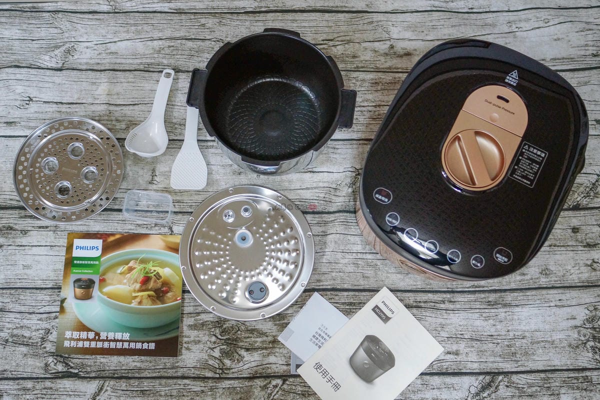 料理推薦 年菜有金小萬就搞定！飛利浦雙重脈衝智慧萬用鍋HD2195、廚神料理機HR77625.jpg