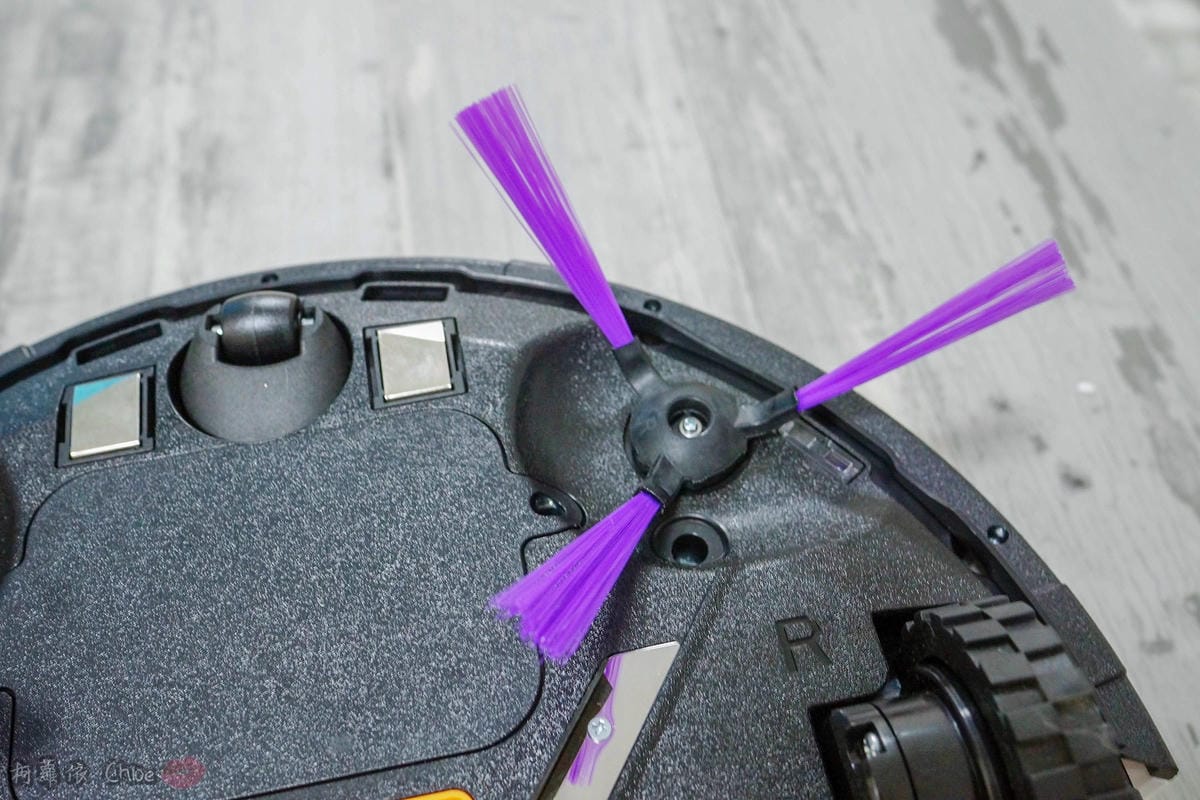 開箱 有了TiDdi鈦敵V300智能規劃掃地機器人 媽咪日常多了更多時間 水箱模組 掃地拖地難不倒 聰明的掃地機6.jpg 開箱 有了TiDdi鈦敵V300智能規劃掃地機器人 媽咪日常多了更多時間 水箱模組 掃地拖地難不倒 聰明的掃地機6.jpg