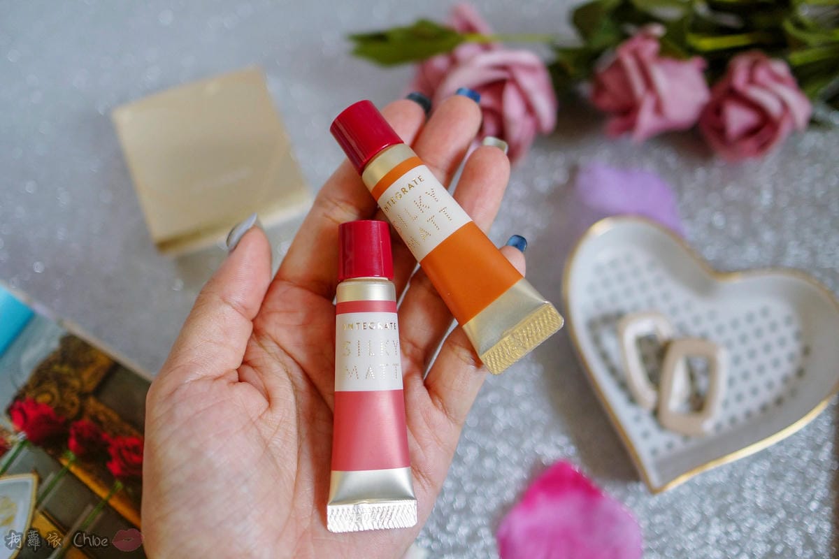 2019春妝必備 開架NO.1粉餅日本熱賣回購100%INTEGRATE柔焦輕透美肌粉餅 唇頰兩用 金緻光柔霧唇頰彩必收色號19.jpg 2019春妝必備 開架NO.1粉餅日本熱賣回購100%INTEGRATE柔焦輕透美肌粉餅 唇頰兩用 金緻光柔霧唇頰彩必收色號19.jpg