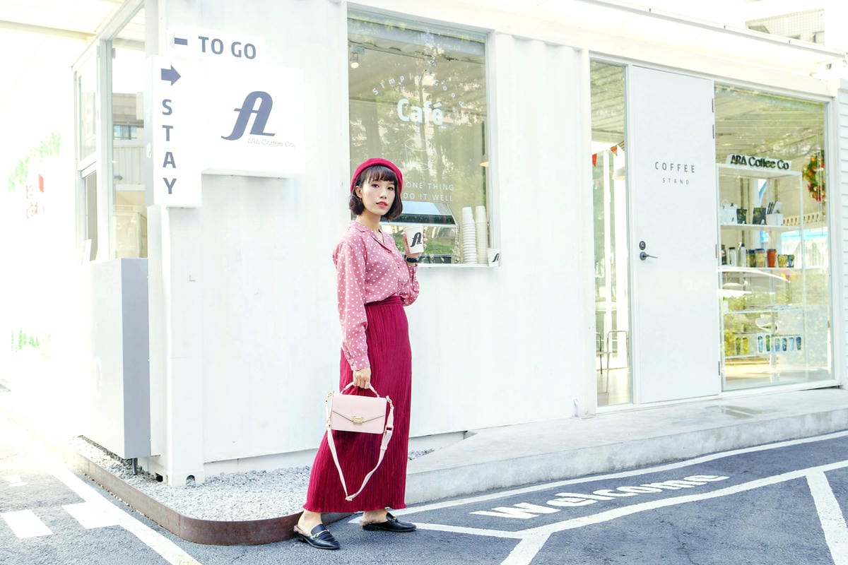 2019春妝必備 開架NO.1粉餅日本熱賣回購100%INTEGRATE柔焦輕透美肌粉餅 唇頰兩用 金緻光柔霧唇頰彩必收色號27B.jpg 2019春妝必備 開架NO.1粉餅日本熱賣回購100%INTEGRATE柔焦輕透美肌粉餅 唇頰兩用 金緻光柔霧唇頰彩必收色號27B.jpg