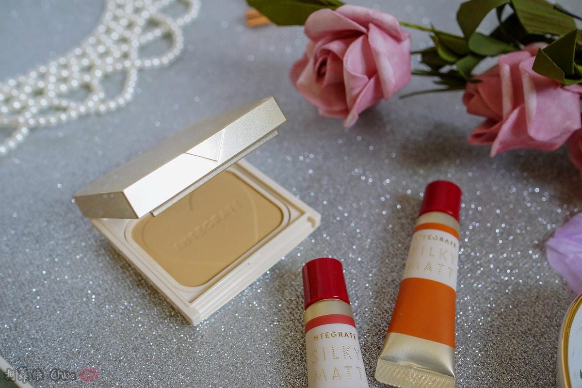 2019春妝必備 開架NO.1粉餅日本熱賣回購100%INTEGRATE柔焦輕透美肌粉餅 唇頰兩用 金緻光柔霧唇頰彩必收色號10.jpg 2019春妝必備 開架NO.1粉餅日本熱賣回購100%INTEGRATE柔焦輕透美肌粉餅 唇頰兩用 金緻光柔霧唇頰彩必收色號10.jpg