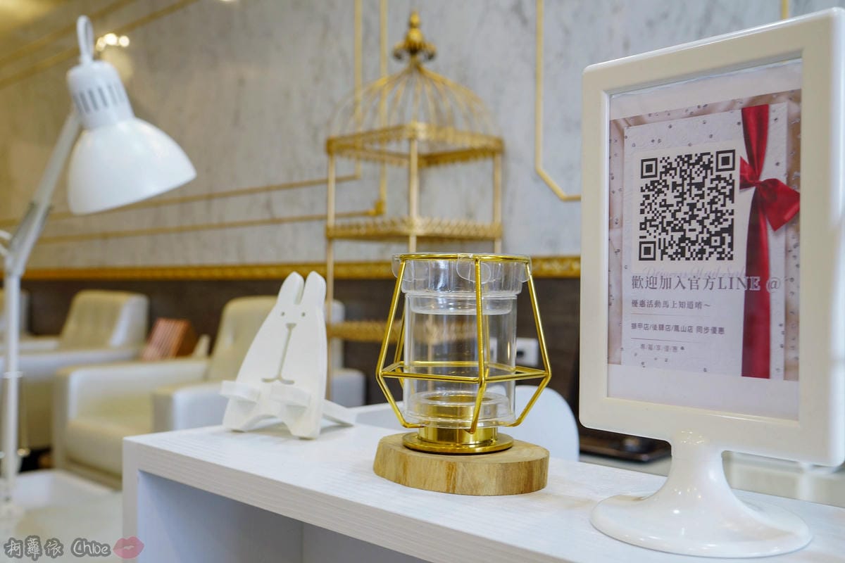 高雄美甲 過年指尖換新衣!雕花蕾絲 紅色x金色 高雄嵐公主美甲鳳山店新開幕26.jpg 高雄美甲 過年指尖換新衣!雕花蕾絲 紅色x金色 高雄嵐公主美甲鳳山店新開幕26.jpg