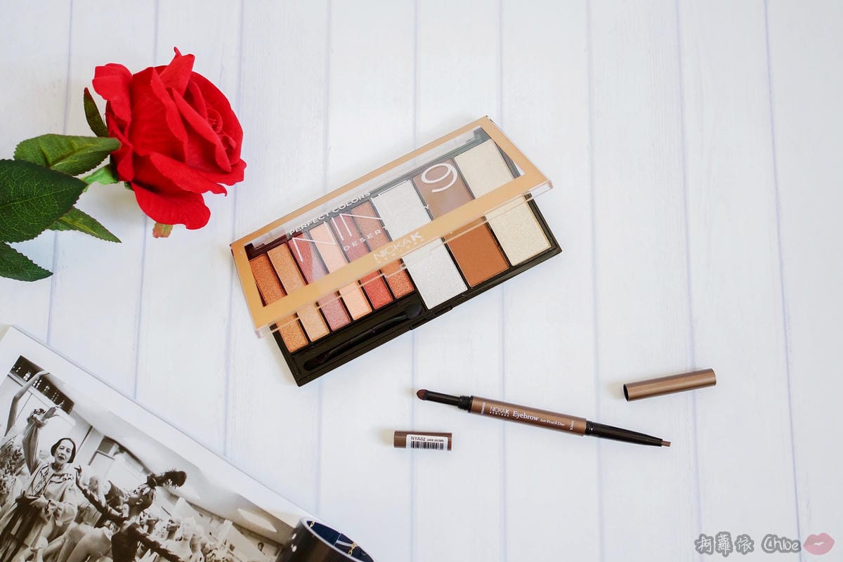 彩妝 打造金光閃耀妝容！紐約時尚人氣品牌妮卡NICKA.K NEW YORK 精靈系九色眼影盤三角雙頭眉粉筆２.jpg
