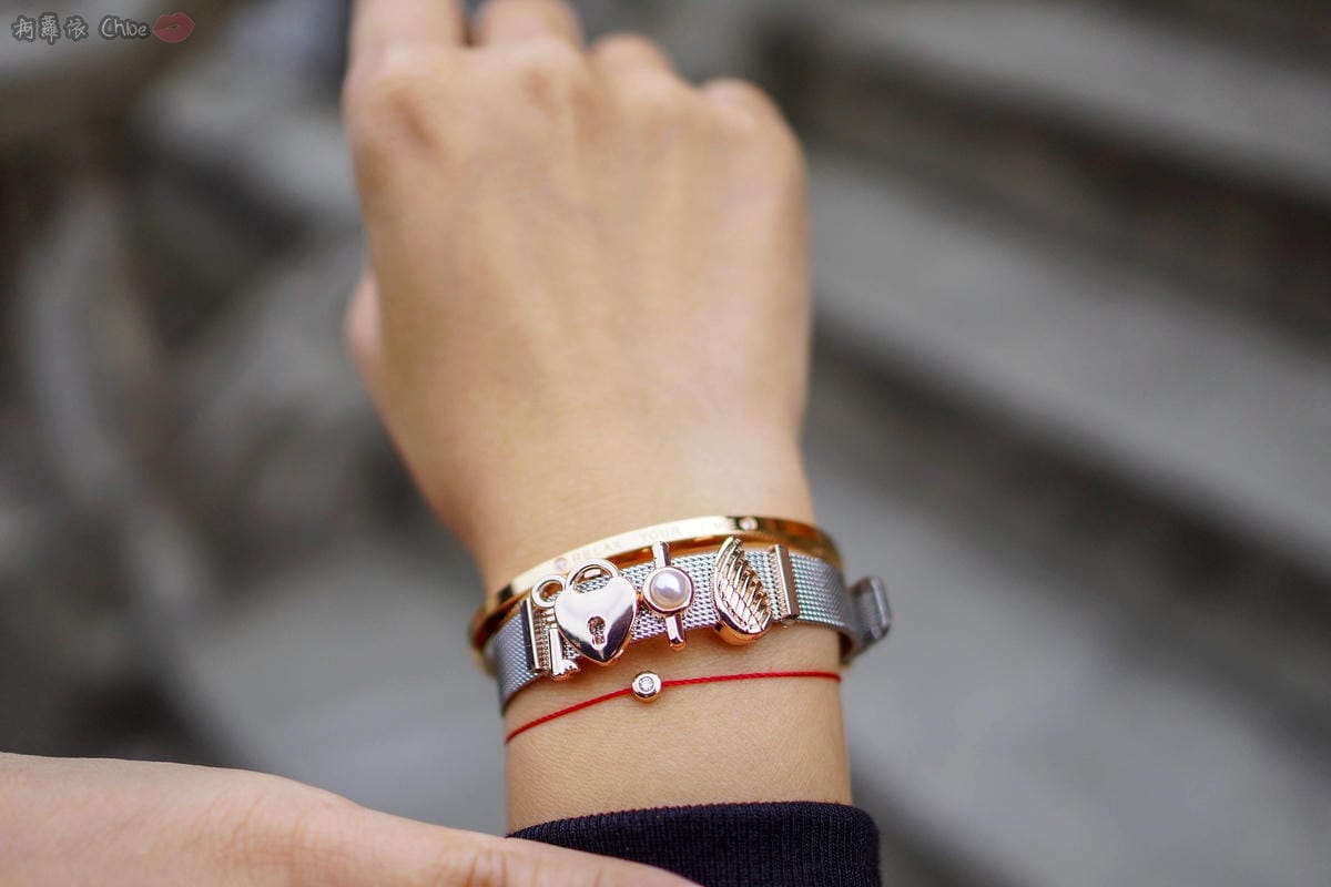 穿搭 Hourrae·荷萊 夢幻質感手鍊 隨心情搭配變換串飾 宇宙賦予的時光 展現獨特搭配魅力30.jpg 穿搭 Hourrae·荷萊 夢幻質感手鍊 隨心情搭配變換串飾 宇宙賦予的時光 展現獨特搭配魅力30.jpg