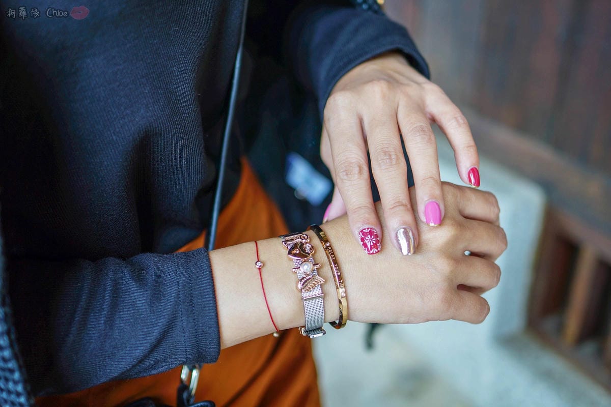 穿搭 Hourrae·荷萊 夢幻質感手鍊 隨心情搭配變換串飾 宇宙賦予的時光 展現獨特搭配魅力28.jpg 穿搭 Hourrae·荷萊 夢幻質感手鍊 隨心情搭配變換串飾 宇宙賦予的時光 展現獨特搭配魅力28.jpg