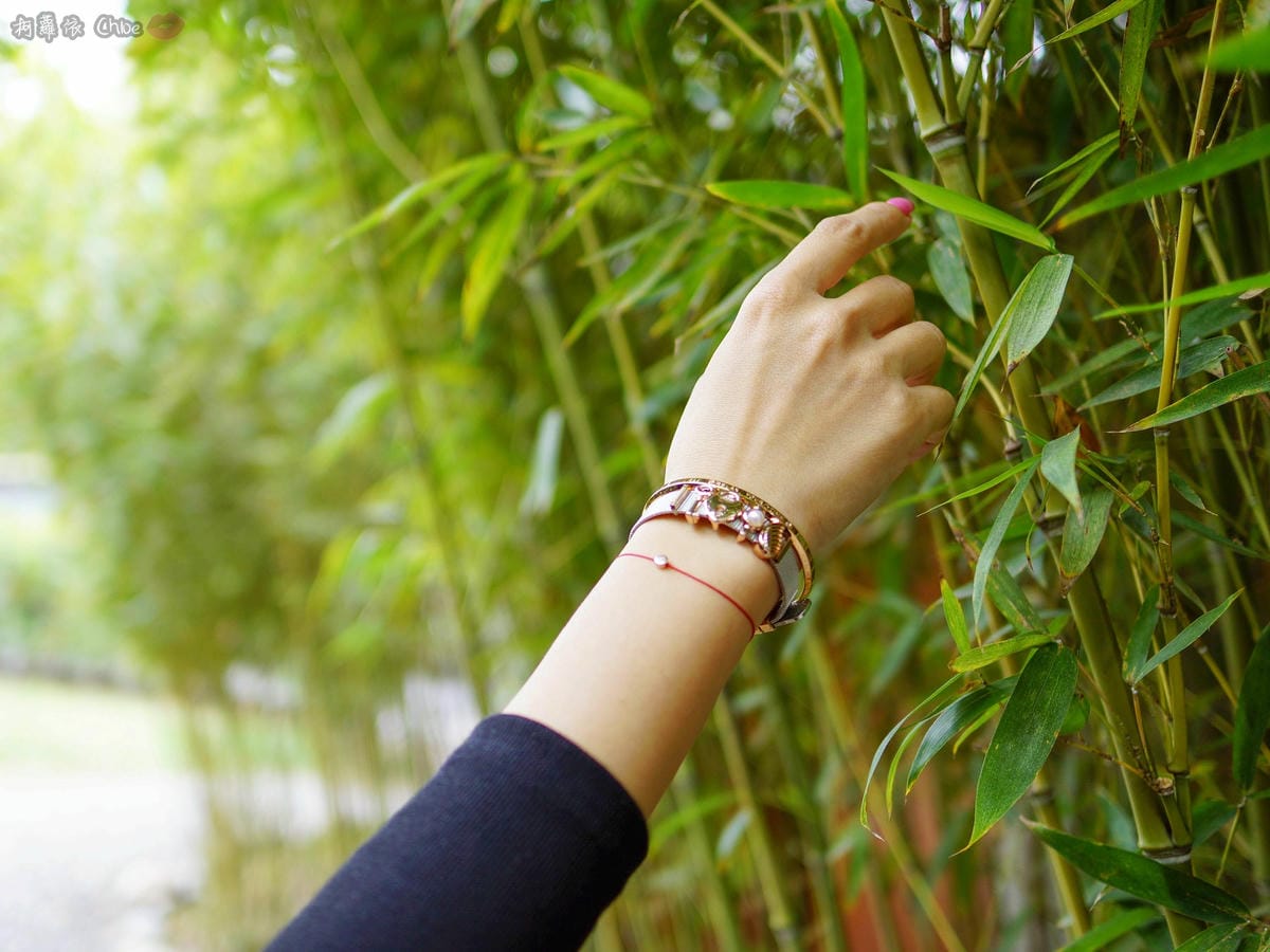 穿搭 Hourrae·荷萊 夢幻質感手鍊 隨心情搭配變換串飾 宇宙賦予的時光 展現獨特搭配魅力26.jpg 穿搭 Hourrae·荷萊 夢幻質感手鍊 隨心情搭配變換串飾 宇宙賦予的時光 展現獨特搭配魅力26.jpg