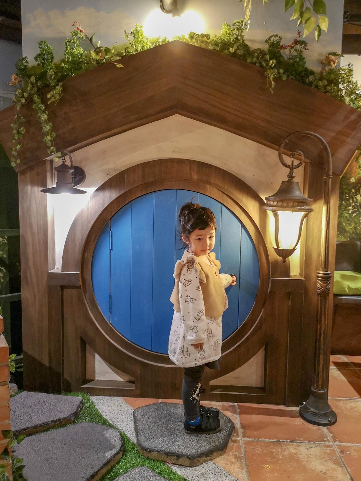 台中草悟道住宿　綠宿行旅Green Hotel　環保旅店榮獲三星級　LED心之光牆放煙火親子互動更有趣７０.jpg