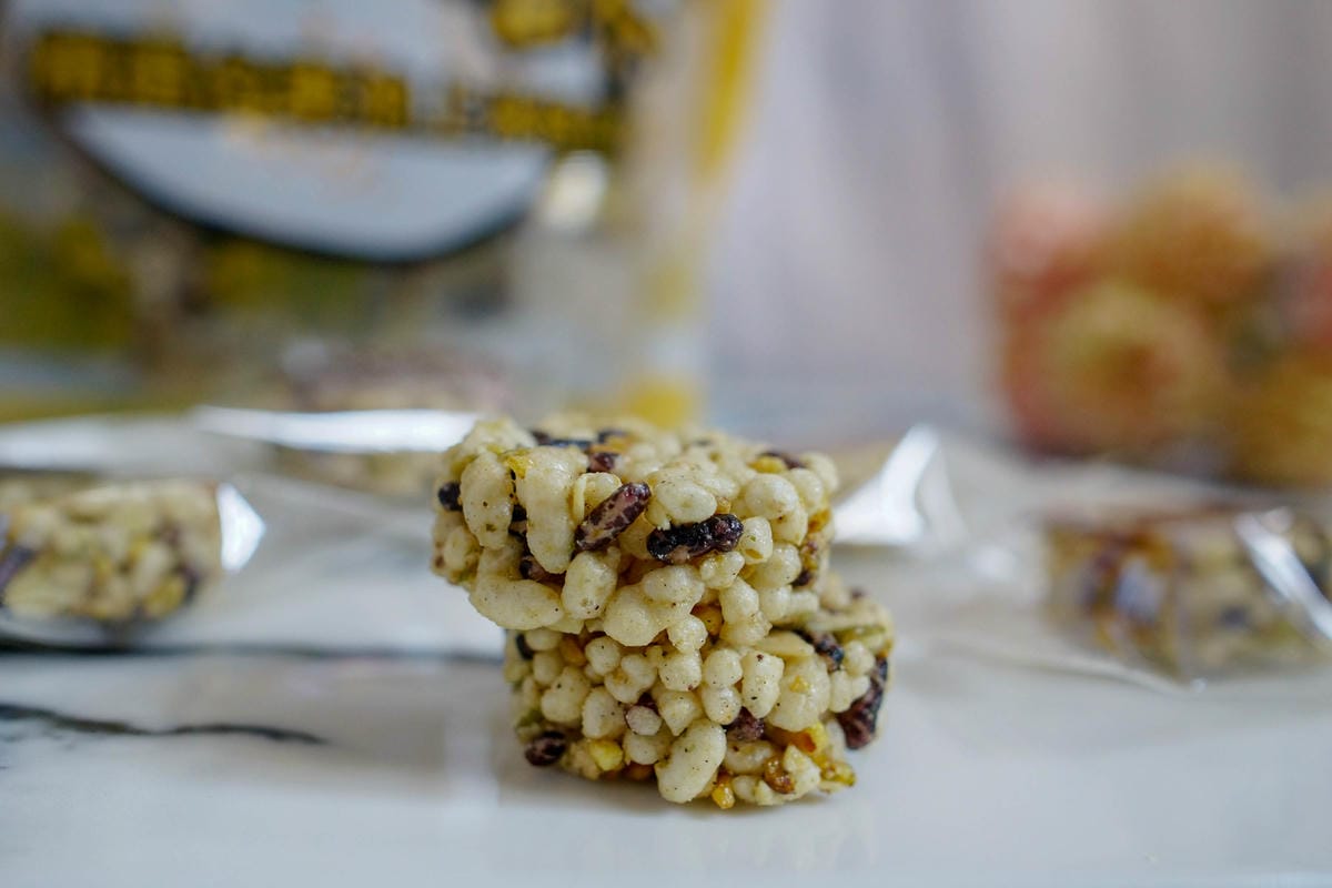 網購伴手禮 停不下來的香酥脆!青澤 琪瑪酥米穀酥鹹蛋黃牛軋餅 台東必買 2019拜年伴手禮17.jpg 網購伴手禮 停不下來的香酥脆!青澤 琪瑪酥米穀酥鹹蛋黃牛軋餅 台東必買 2019拜年伴手禮17.jpg