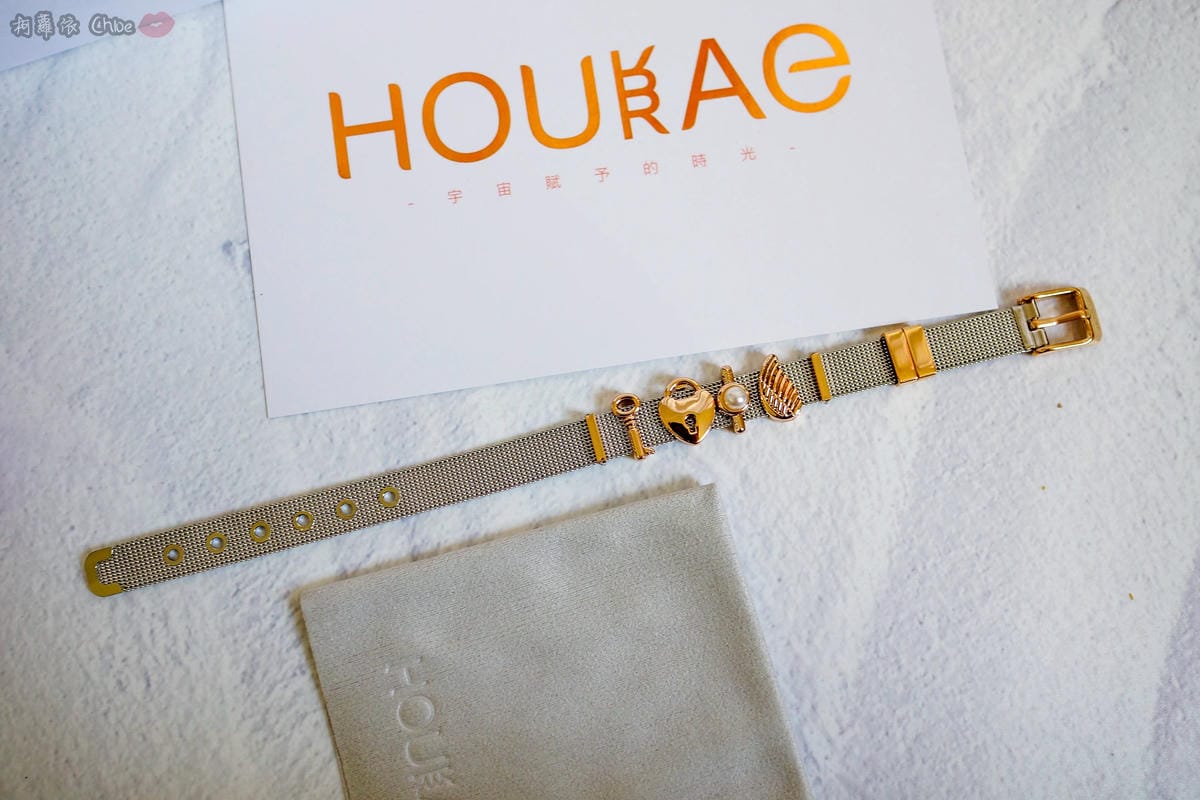 穿搭 Hourrae·荷萊 夢幻質感手鍊 隨心情搭配變換串飾 宇宙賦予的時光 展現獨特搭配魅力3.jpg 穿搭 Hourrae·荷萊 夢幻質感手鍊 隨心情搭配變換串飾 宇宙賦予的時光 展現獨特搭配魅力3.jpg