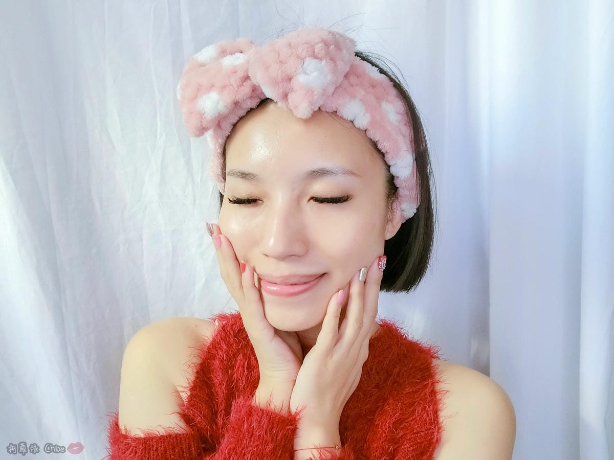 迎接2019火紅的新春豬年 ESTEE LAUDER 雅詩蘭黛 新春鴻運限定組 開啟鴻運好兆頭 全球限量發財紅限定唇膏12.jpg 迎接2019火紅的新春豬年 ESTEE LAUDER 雅詩蘭黛 新春鴻運限定組 開啟鴻運好兆頭 全球限量發財紅限定唇膏12.jpg