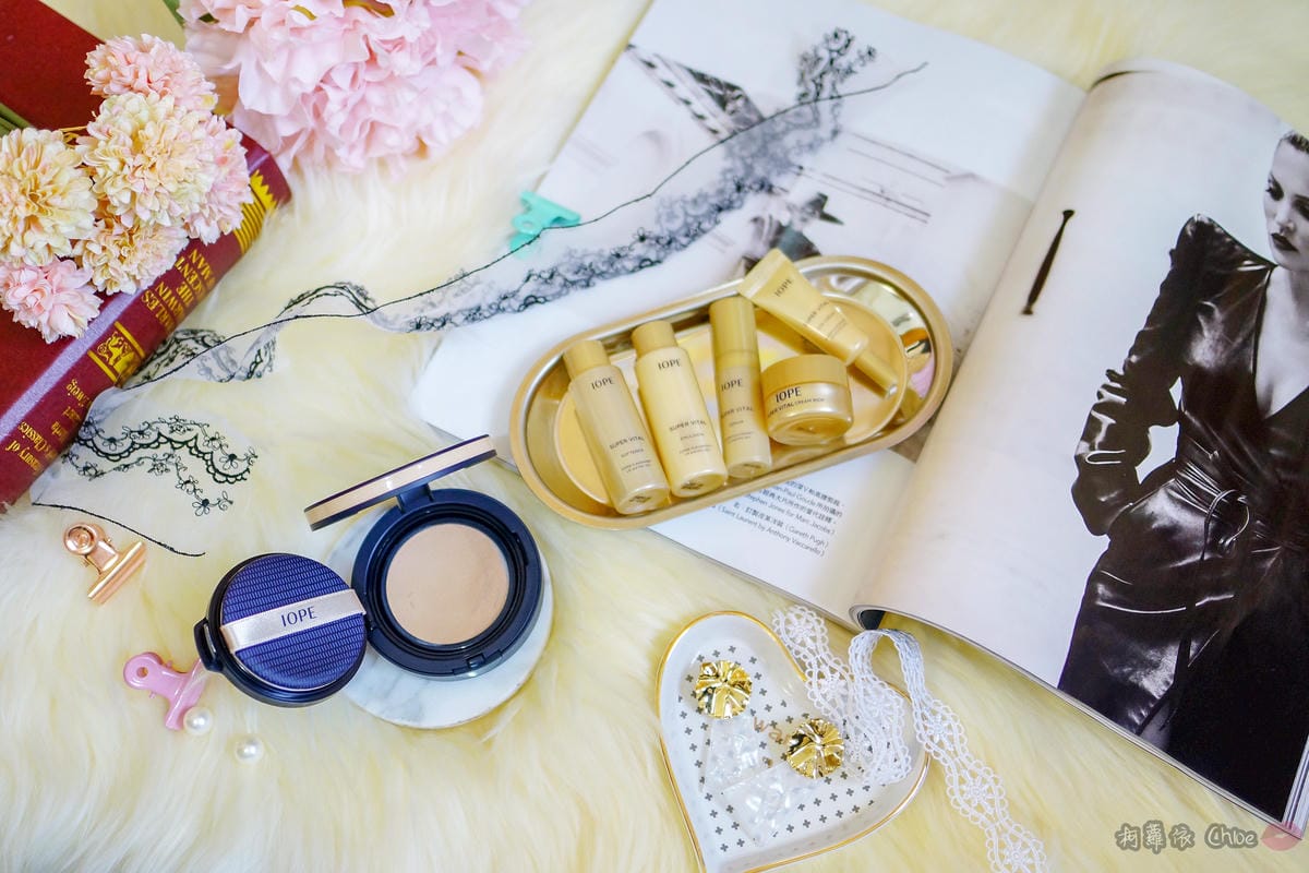 韓劇歐膩般的光潤肌 IOPE艾諾碧 完美恆采持色氣墊粉底 時光金鑰緻顏全套體驗組1.jpg 韓劇歐膩般的光潤肌 IOPE艾諾碧 完美恆采持色氣墊粉底 時光金鑰緻顏全套體驗組1.jpg