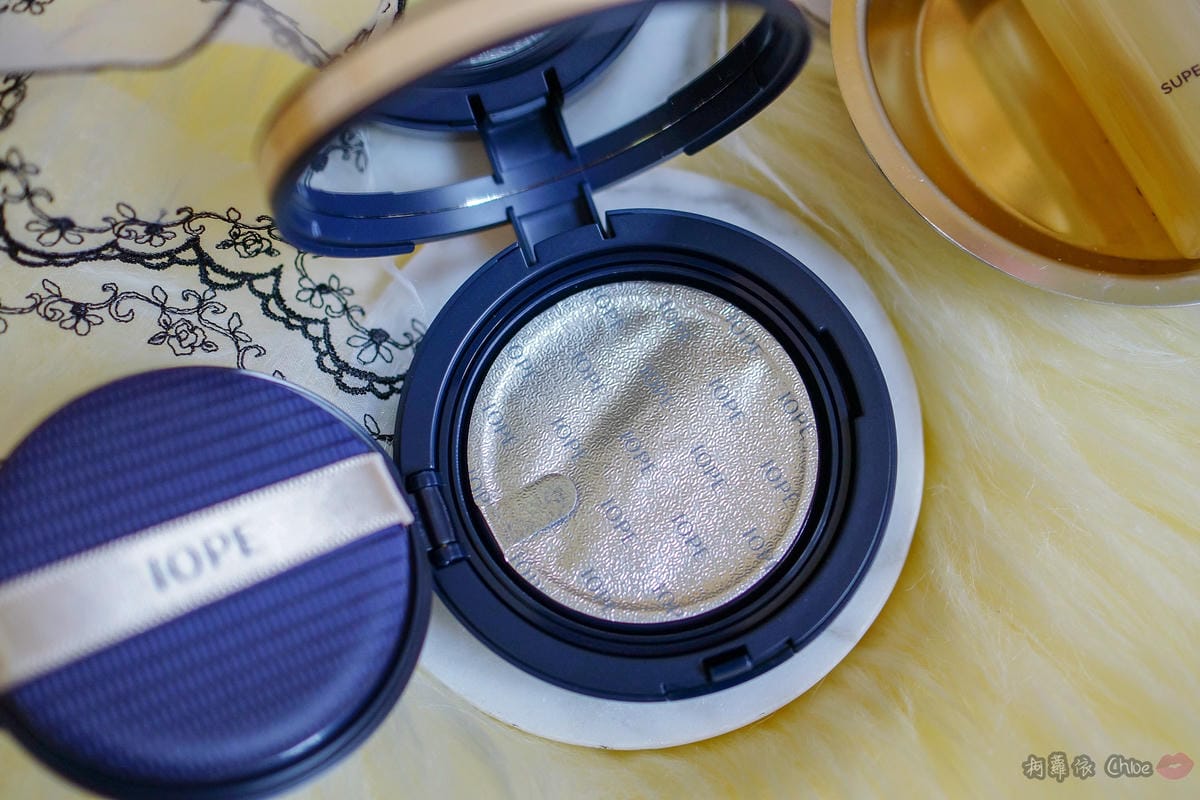 韓劇歐膩般的光潤肌 IOPE艾諾碧 完美恆采持色氣墊粉底 時光金鑰緻顏全套體驗組7.jpg 韓劇歐膩般的光潤肌 IOPE艾諾碧 完美恆采持色氣墊粉底 時光金鑰緻顏全套體驗組7.jpg