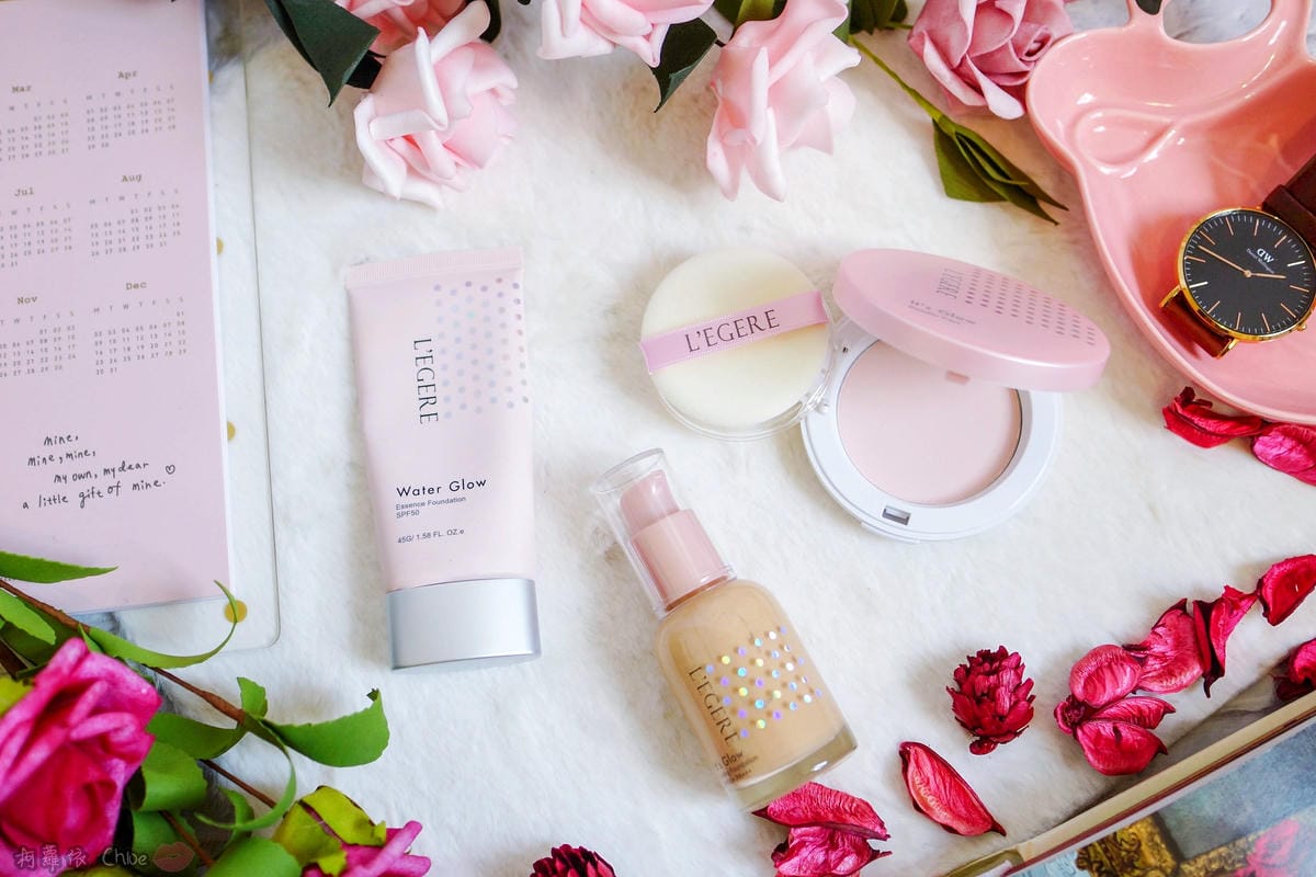 時尚媒體的心頭好!超越濾鏡APP 網美粉底必收L’egere蘭吉兒玩鎂光-水光透潤粉底液蜜粉餅1.jpg 時尚媒體的心頭好!超越濾鏡APP 網美粉底必收L’egere蘭吉兒玩鎂光-水光透潤粉底液蜜粉餅1.jpg