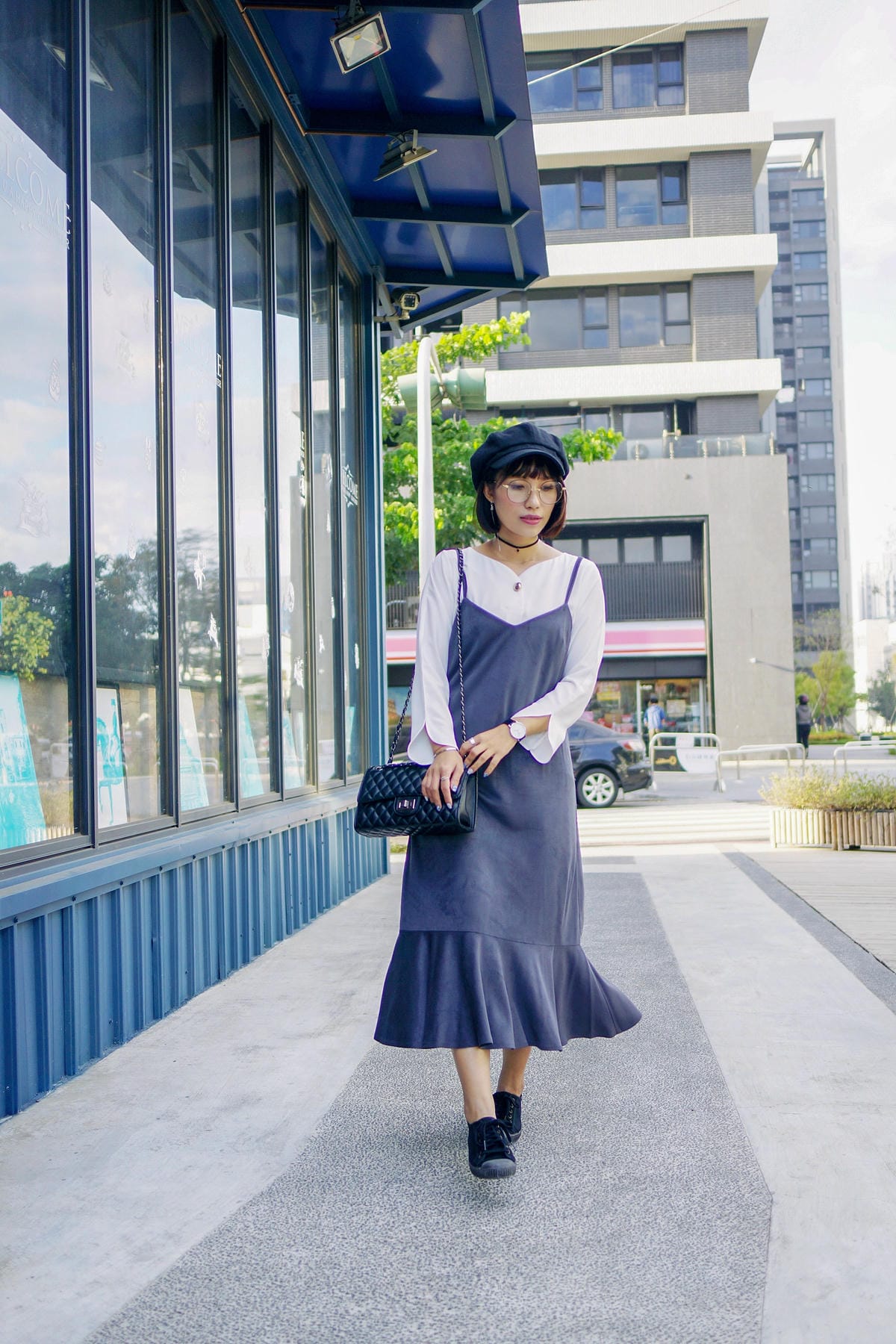 黑鞋X裙裝的五款穿搭LOOK BOOK Cienta 西班牙帆布鞋 親子鞋首選14.jpg 黑鞋X裙裝的五款穿搭LOOK BOOK Cienta 西班牙帆布鞋 親子鞋首選14.jpg