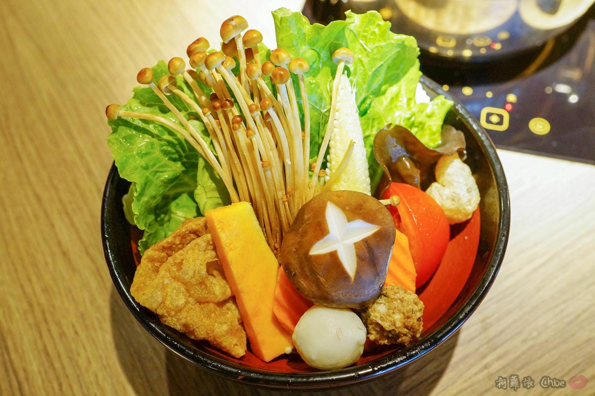 台北火鍋推薦 王鍋屋 - 酸白菜鍋專門店 Shabu Ong 時尚精品火鍋 心目中NO1酸白菜鍋 商業午餐 新推出鍋燒麵!!! 信義區近市府站 39.jpg 台北火鍋推薦 王鍋屋 - 酸白菜鍋專門店 Shabu Ong 時尚精品火鍋 心目中NO1酸白菜鍋 商業午餐 新推出鍋燒麵!!! 信義區近市府站 39.jpg