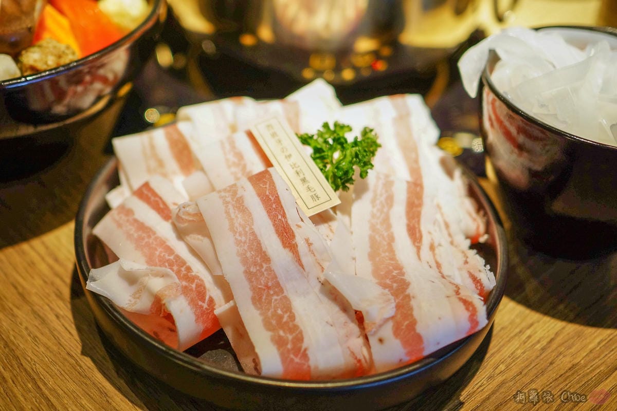 台北火鍋推薦 王鍋屋 - 酸白菜鍋專門店 Shabu Ong 時尚精品火鍋 心目中NO1酸白菜鍋 商業午餐 新推出鍋燒麵!!! 信義區近市府站 37.jpg 台北火鍋推薦 王鍋屋 - 酸白菜鍋專門店 Shabu Ong 時尚精品火鍋 心目中NO1酸白菜鍋 商業午餐 新推出鍋燒麵!!! 信義區近市府站 37.jpg