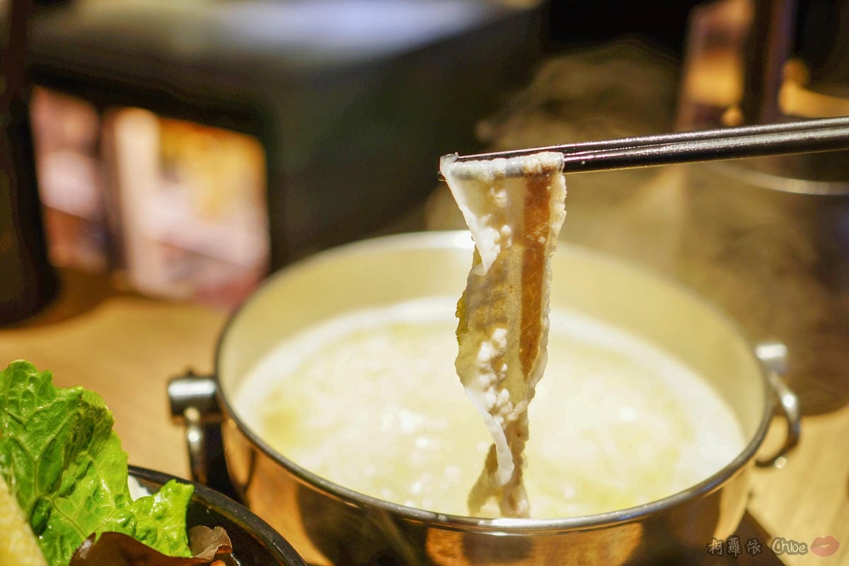 台北火鍋推薦 王鍋屋 - 酸白菜鍋專門店 Shabu Ong 時尚精品火鍋 心目中NO1酸白菜鍋 商業午餐 新推出鍋燒麵!!! 信義區近市府站 46.jpg 台北火鍋推薦 王鍋屋 - 酸白菜鍋專門店 Shabu Ong 時尚精品火鍋 心目中NO1酸白菜鍋 商業午餐 新推出鍋燒麵!!! 信義區近市府站 46.jpg