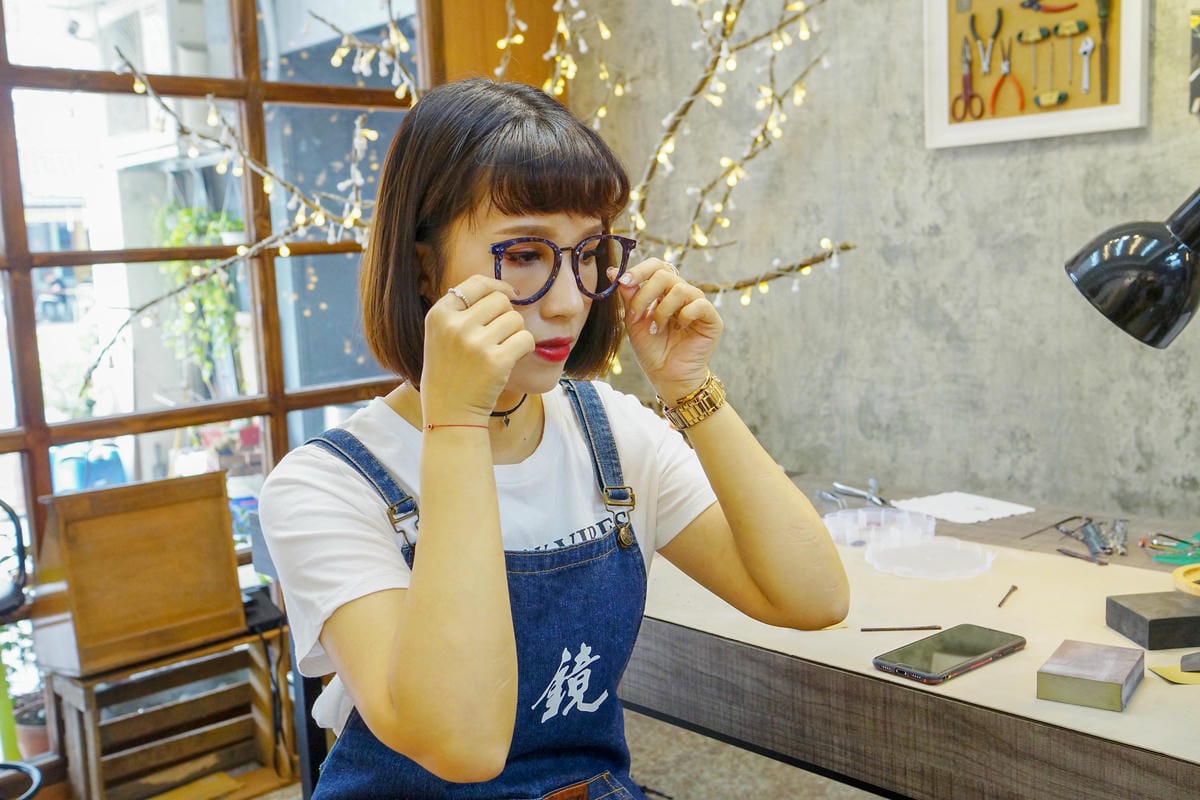 台南眼鏡 體驗一日職人 客製化眼鏡 框不住的記憶 吾鏡 手作眼鏡坊27.jpg 台南眼鏡 體驗一日職人 客製化眼鏡 框不住的記憶 吾鏡 手作眼鏡坊27.jpg