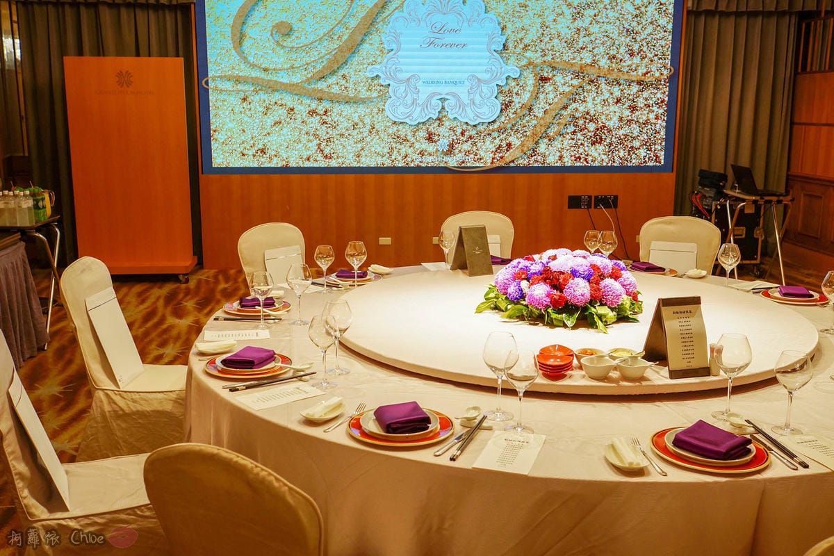 婚宴試菜|高雄漢來宴會廳 2019喜宴菜色 烘烤路易斯肋排超大器上桌4.jpg 婚宴試菜|高雄漢來宴會廳 2019喜宴菜色 烘烤路易斯肋排超大器上桌4.jpg