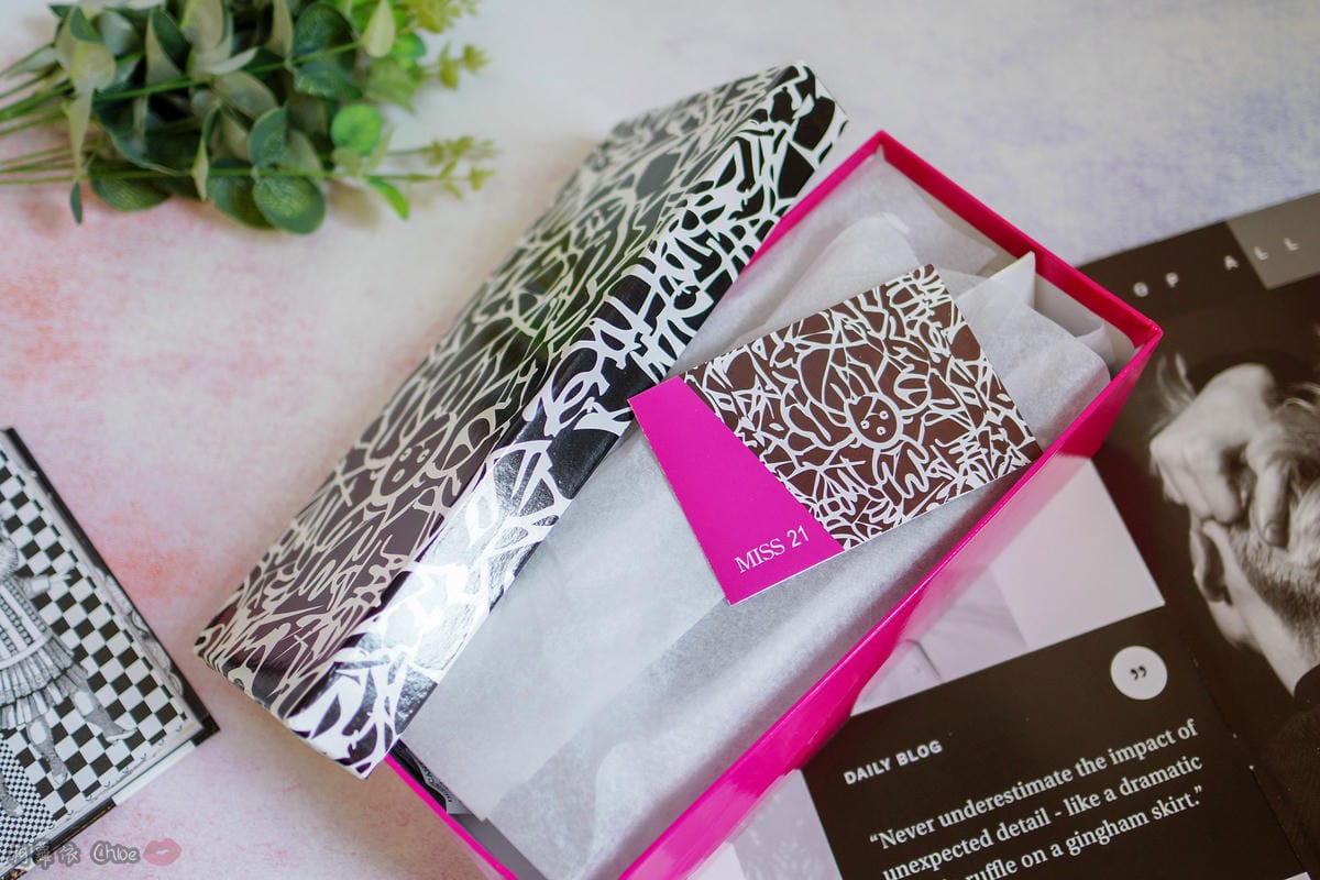 LOOKBOOK 個性女孩穿搭首選 MISS 21 獨特創意方形夾心尖頭全真皮低跟鞋 開箱%26;穿搭分享1.jpg