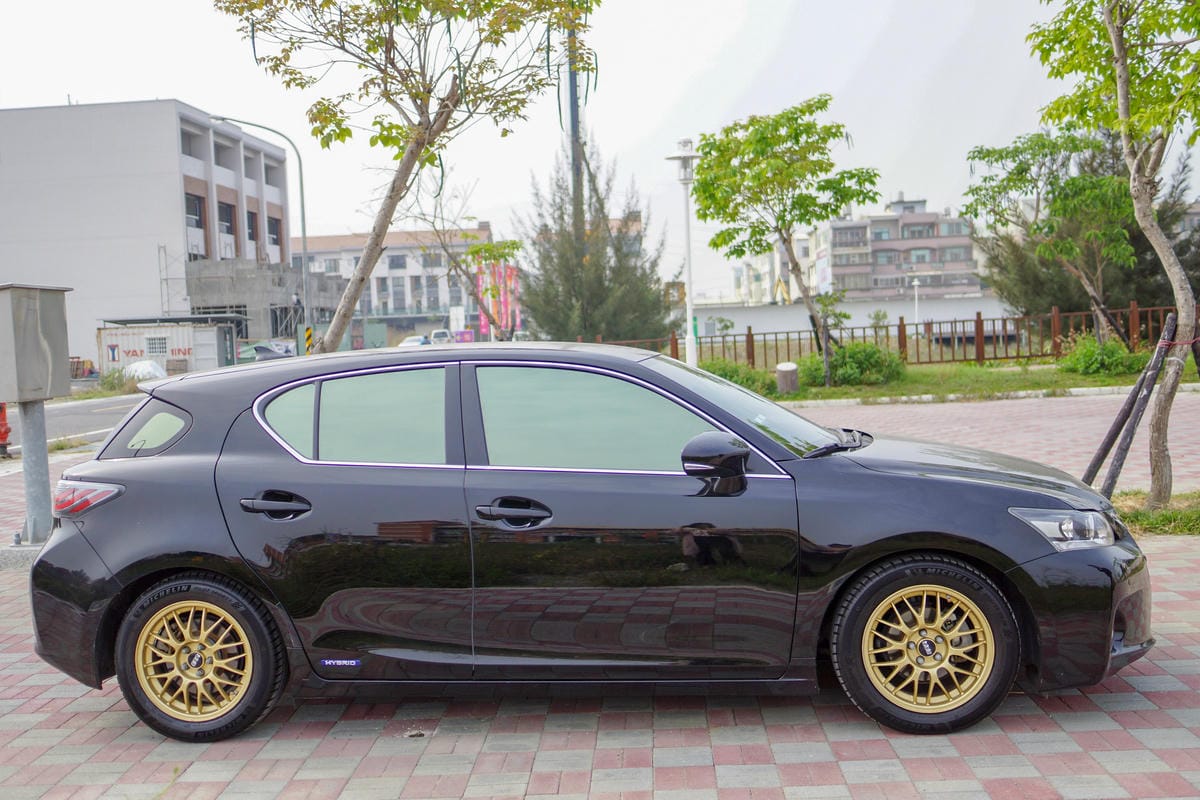 汽車隔熱紙推薦 carlife頂級奈米陶瓷膜X-35 X-10 高透光 隱密性高 讓愛車提升質感更帥氣!!1B.jpg 汽車隔熱紙推薦 carlife頂級奈米陶瓷膜X-35 X-10 高透光 隱密性高 讓愛車提升質感更帥氣!!1B.jpg