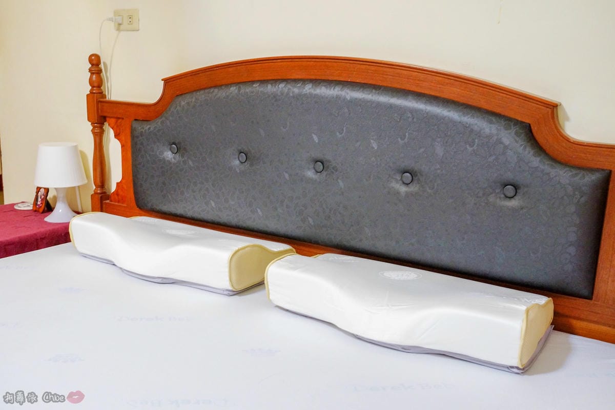 LifeStyle 德瑞克名床  親水涼感記憶枕2.0 正躺側躺怎麼睡都OK 記憶枕推薦19.jpg