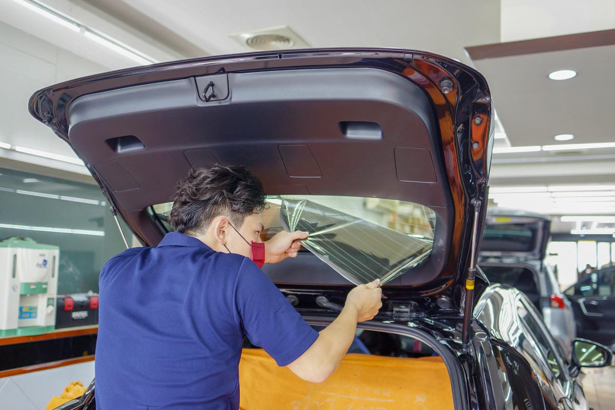 汽車隔熱紙推薦 carlife頂級奈米陶瓷膜X-35 X-10 高透光 隱密性高 讓愛車提升質感更帥氣!!16.jpg 汽車隔熱紙推薦 carlife頂級奈米陶瓷膜X-35 X-10 高透光 隱密性高 讓愛車提升質感更帥氣!!16.jpg