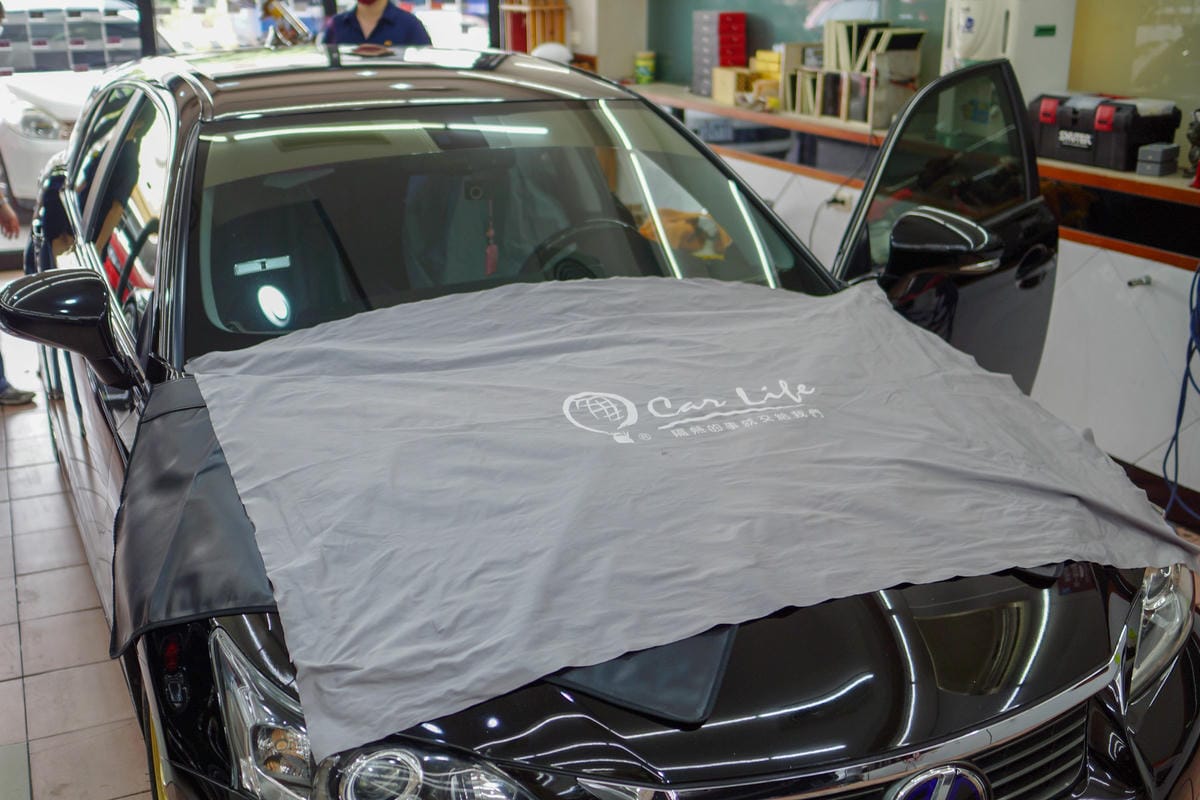 汽車隔熱紙推薦 carlife頂級奈米陶瓷膜X-35 X-10 高透光 隱密性高 讓愛車提升質感更帥氣!!13A.jpg 汽車隔熱紙推薦 carlife頂級奈米陶瓷膜X-35 X-10 高透光 隱密性高 讓愛車提升質感更帥氣!!13A.jpg
