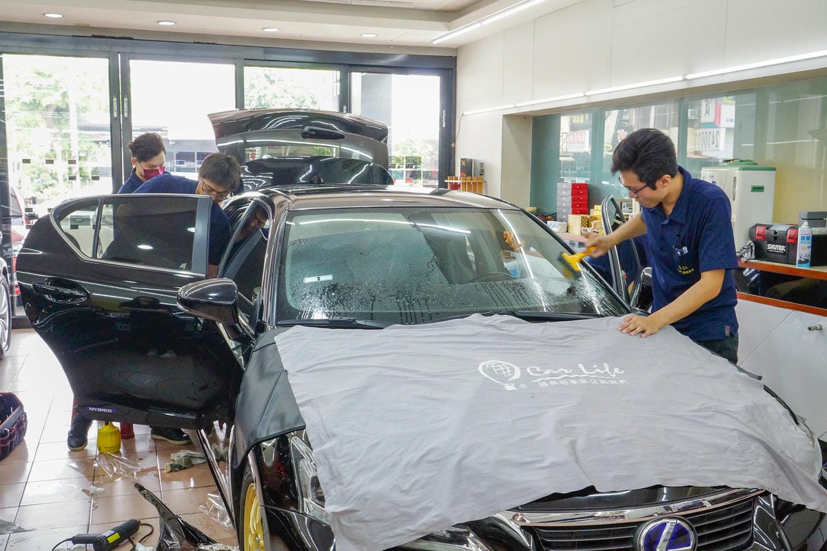 汽車隔熱紙推薦 carlife頂級奈米陶瓷膜X-35 X-10 高透光 隱密性高 讓愛車提升質感更帥氣!!24.jpg 汽車隔熱紙推薦 carlife頂級奈米陶瓷膜X-35 X-10 高透光 隱密性高 讓愛車提升質感更帥氣!!24.jpg