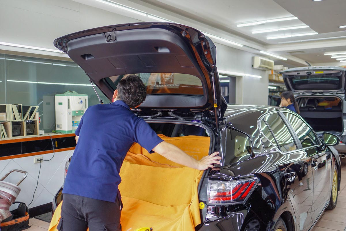 汽車隔熱紙推薦 carlife頂級奈米陶瓷膜X-35 X-10 高透光 隱密性高 讓愛車提升質感更帥氣!!14.jpg 汽車隔熱紙推薦 carlife頂級奈米陶瓷膜X-35 X-10 高透光 隱密性高 讓愛車提升質感更帥氣!!14.jpg