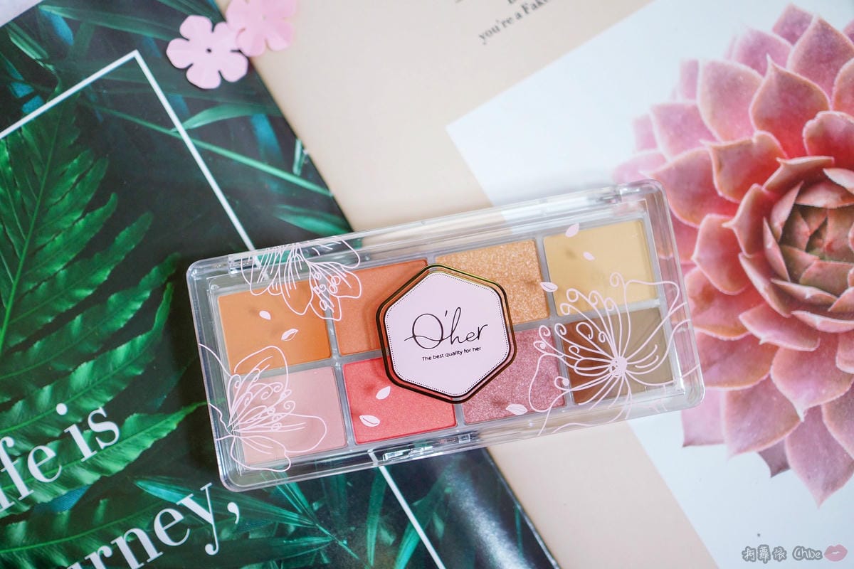 彩妝 極致夢幻櫻花系妝容!新手好駕馭Q’her植感微醺櫻花系列8.jpg 彩妝 極致夢幻櫻花系妝容!新手好駕馭Q’her植感微醺櫻花系列8.jpg