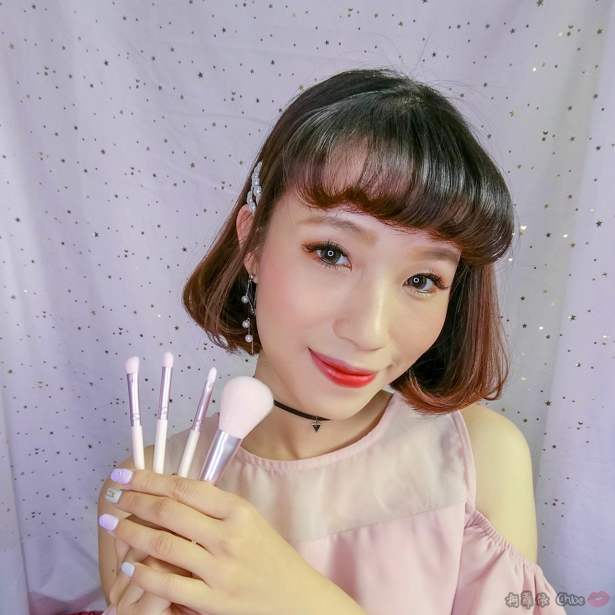 彩妝 極致夢幻櫻花系妝容!新手好駕馭Q’her植感微醺櫻花系列11A.jpg 彩妝 極致夢幻櫻花系妝容!新手好駕馭Q’her植感微醺櫻花系列11A.jpg