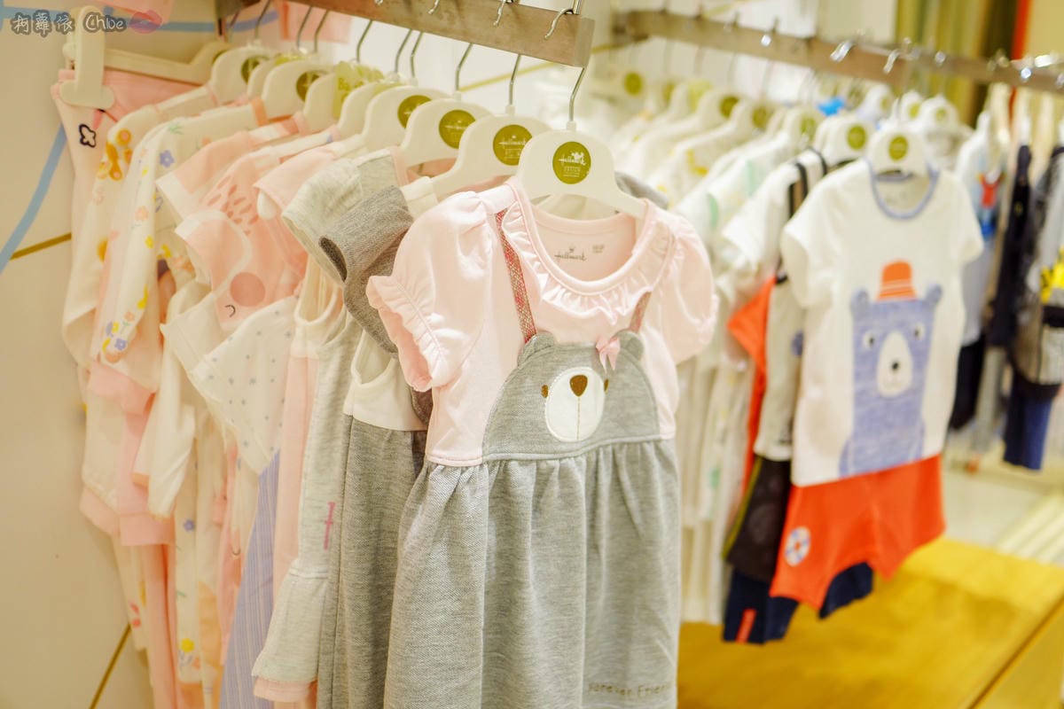 穿搭 Hallmark Babies 讓寶貝愛上竹纖維 夏日涼感好親膚!涼被/外出服分享12.jpg 穿搭 Hallmark Babies 讓寶貝愛上竹纖維 夏日涼感好親膚!涼被/外出服分享12.jpg