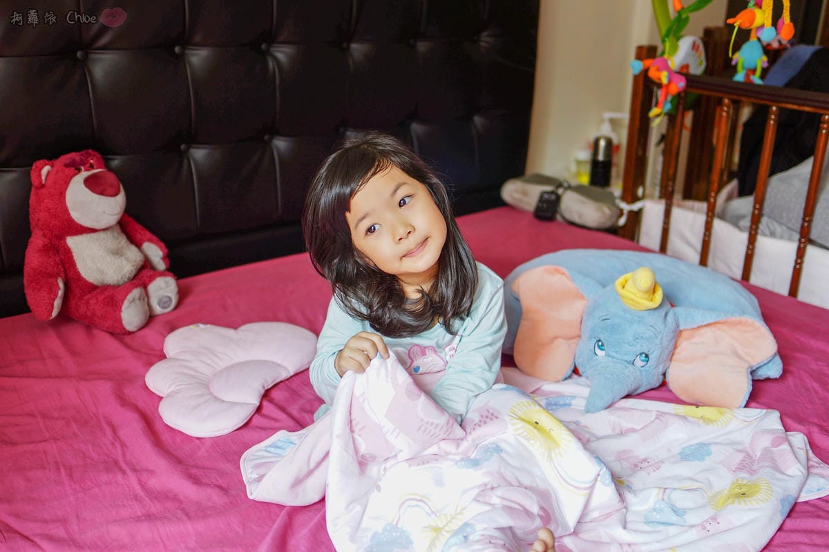 穿搭 Hallmark Babies 讓寶貝愛上竹纖維 夏日涼感好親膚!涼被/外出服分享28.jpg 穿搭 Hallmark Babies 讓寶貝愛上竹纖維 夏日涼感好親膚!涼被/外出服分享28.jpg