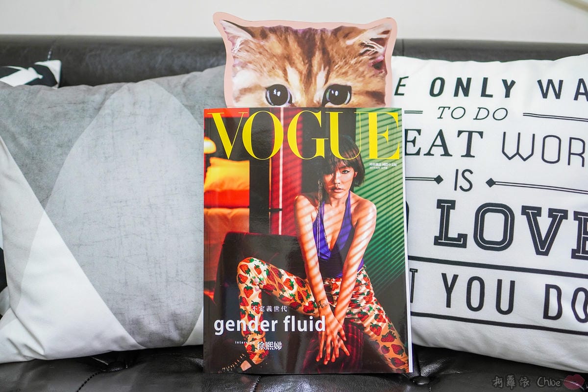 萌萌的貓頭!貓奴無法抗拒 VOGUE 5月號2019 隨書附贈PAUL %26; JOE SISTER貓咪造型伸縮吊牌1.jpg 萌萌的貓頭!貓奴無法抗拒 VOGUE 5月號2019 隨書附贈PAUL %26; JOE SISTER貓咪造型伸縮吊牌1.jpg