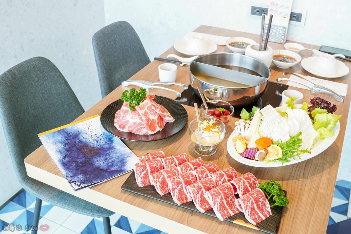 高雄美食 時尚風格絕美30樓火鍋店 快揪閨蜜來吃一波 IG美照拍不完 Smile One 精緻涮涮鍋 配合HomiaMart有機超市最新鮮在地蔬食直送19.jpg 高雄美食 時尚風格絕美30樓火鍋店 快揪閨蜜來吃一波 IG美照拍不完 Smile One 精緻涮涮鍋 配合HomiaMart有機超市最新鮮在地蔬食直送19.jpg