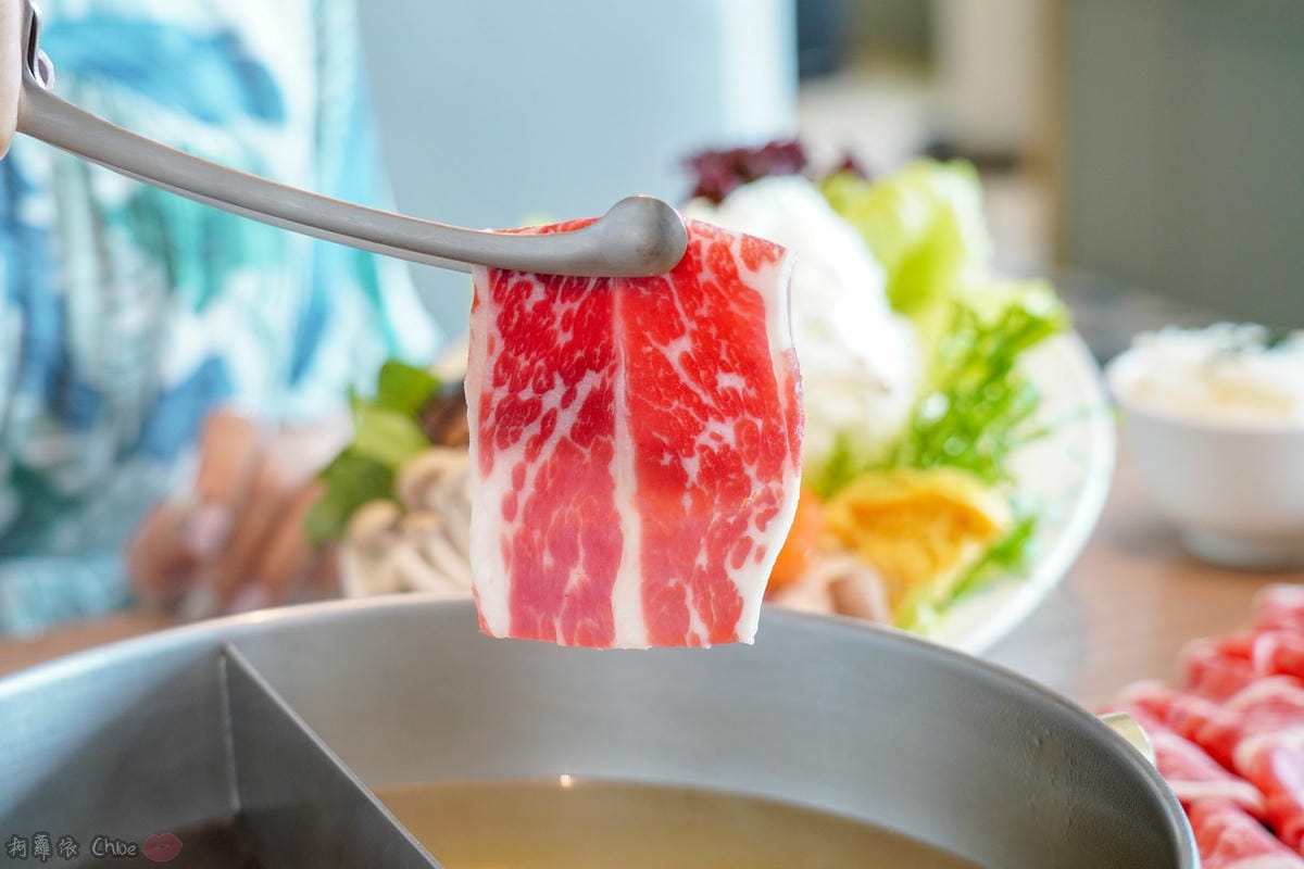 高雄美食 時尚風格絕美30樓火鍋店 快揪閨蜜來吃一波 IG美照拍不完 Smile One 精緻涮涮鍋 配合HomiaMart有機超市最新鮮在地蔬食直送22.jpg 高雄美食 時尚風格絕美30樓火鍋店 快揪閨蜜來吃一波 IG美照拍不完 Smile One 精緻涮涮鍋 配合HomiaMart有機超市最新鮮在地蔬食直送22.jpg