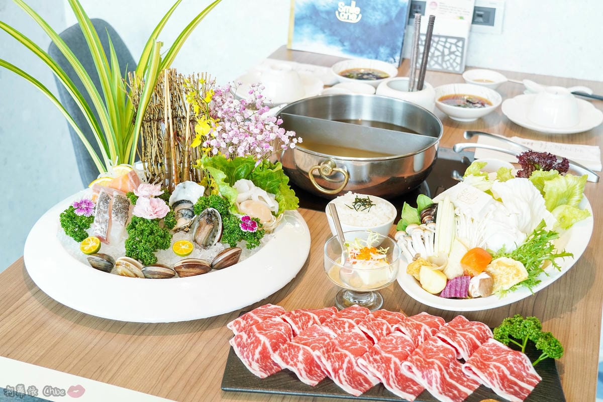 高雄美食 時尚風格絕美30樓火鍋店 快揪閨蜜來吃一波 IG美照拍不完 Smile One 精緻涮涮鍋 配合HomiaMart有機超市最新鮮在地蔬食直送14B.jpg 高雄美食 時尚風格絕美30樓火鍋店 快揪閨蜜來吃一波 IG美照拍不完 Smile One 精緻涮涮鍋 配合HomiaMart有機超市最新鮮在地蔬食直送14B.jpg
