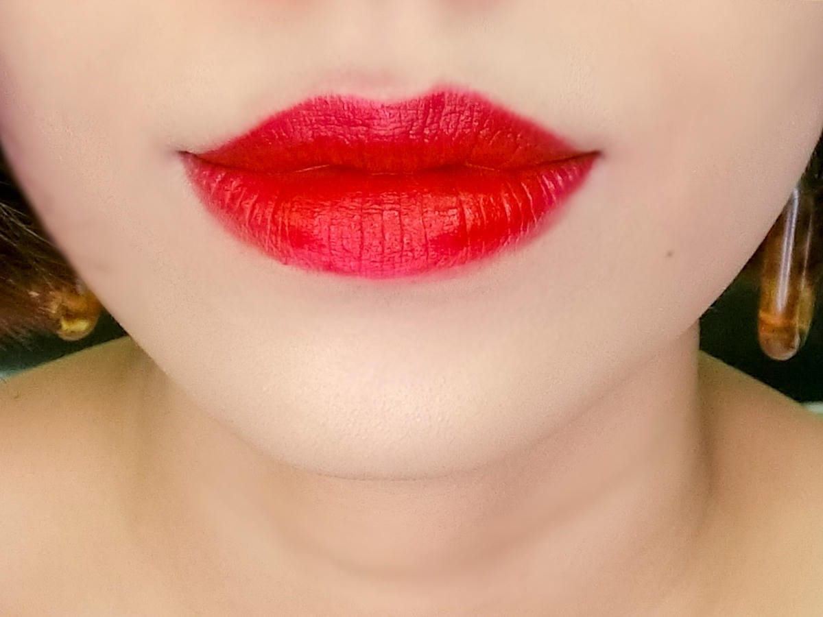 Etude House Colorful Vivid Tint多彩多汁水凝唇露(#301現摘蘋果)2.jpg Etude House Colorful Vivid Tint多彩多汁水凝唇露(#301現摘蘋果)2.jpg