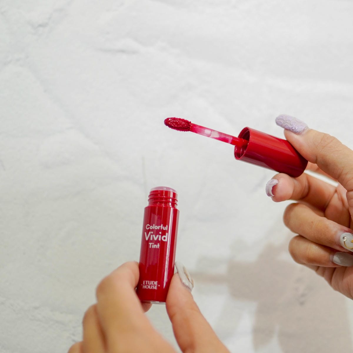 唇刷頭非常好沾取唇露,貼合嘴唇好上色!.jpg 唇刷頭非常好沾取唇露,貼合嘴唇好上色!.jpg