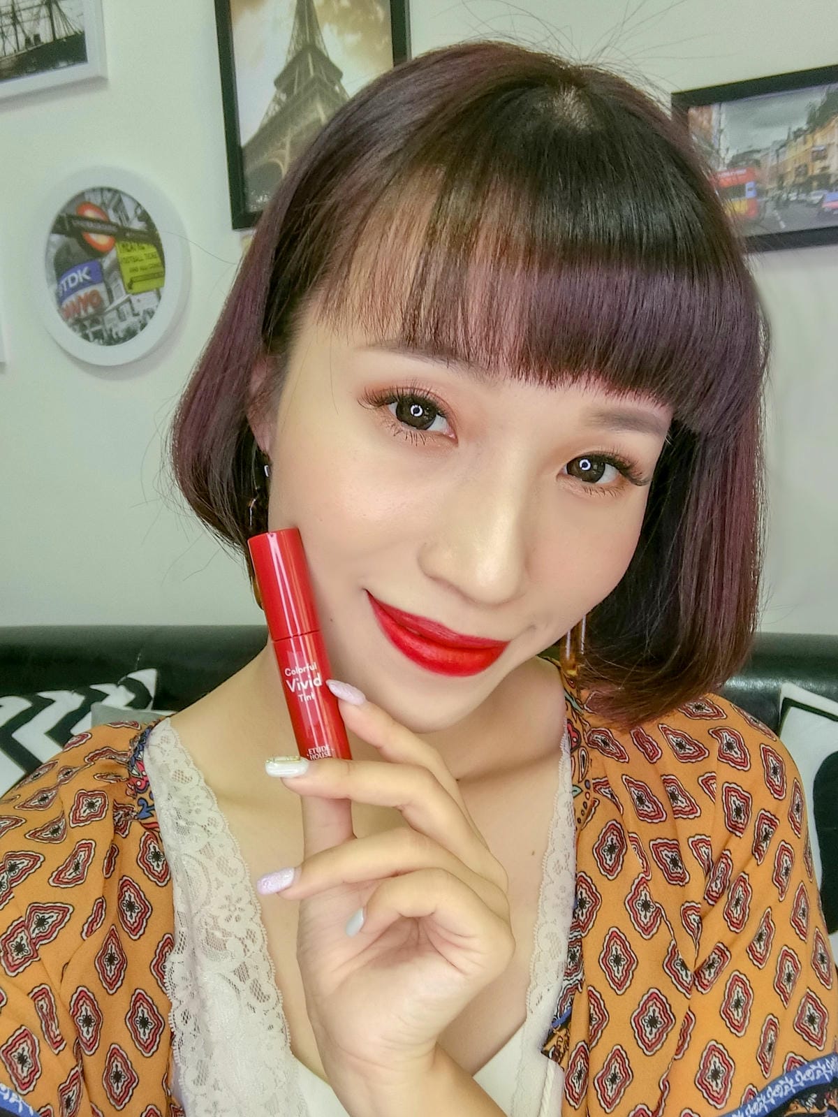 冷色調的紅色,意外擦起來格外顯白,膚色也提亮了許多!.jpg 冷色調的紅色,意外擦起來格外顯白,膚色也提亮了許多!.jpg