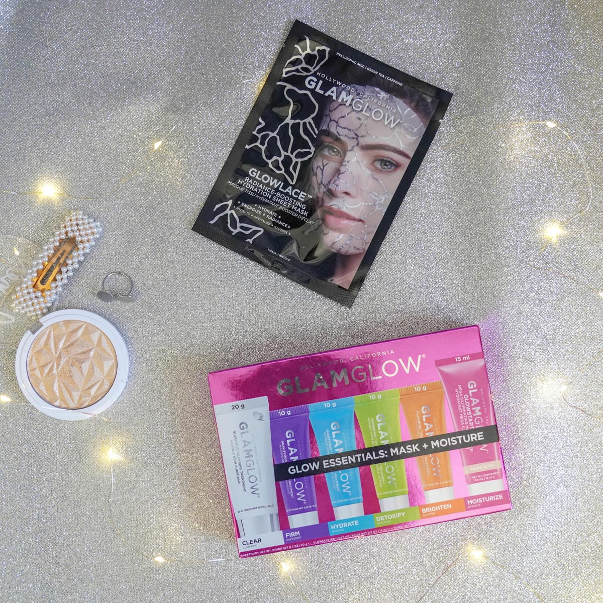 浮誇系最美面膜!GLAMGLOW發光面混搭組/高效保濕蕾絲面膜1.jpg 浮誇系最美面膜!GLAMGLOW發光面混搭組/高效保濕蕾絲面膜1.jpg